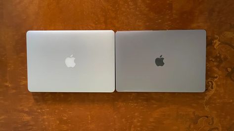 MacBook Silver VS Space Grey - Here's How to Pick | Decortweaks Macbook Air M1 Space Grey Aesthetic, Macbook Air M2 Space Grey, Mac Book Air Silver, Macbook Air Colors, Macbook Air M2 Silver, Macbook Air M1 Silver, Macbook Silver Vs Space Grey, Macbook Air Space Grey, Macbook Space Grey