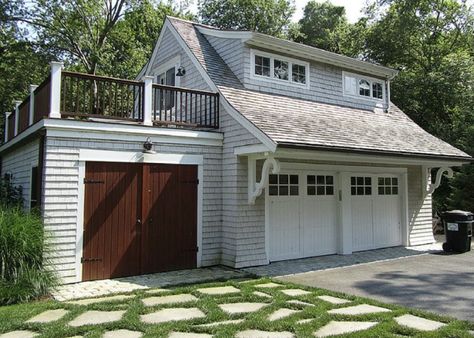 Garage Pool House, Barn Style Garage, Garage Plans With Loft, Cape Cod Home, Building A Storage Shed, Garage Guest House, Carriage House Plans, Garage Addition, Garage Loft