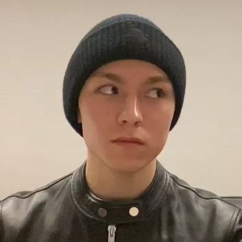 ♡ seventeen svt chwe vernon lq icon . . . #svt #vernon Vernon Icons Funny, Vernon Pfp Funny, Vernon Memeable Face, Svnteen Vernon, Vernon Funny, Vernon Lq, Pfp Instagram Funny, Svt Vernon, Eyes Meme