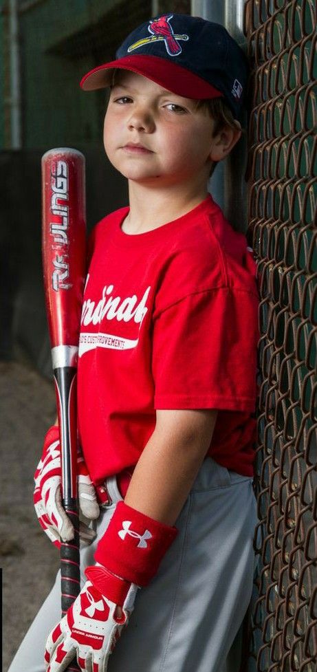 Tball Pictures Photo Ideas, T Ball Pictures Photo Ideas, Little League Baseball Pictures, Baseball Team Pictures Poses, Baseball Team Pictures, Team Picture Poses, Youth Sports Photography, Baseball Poses, Sports Poses