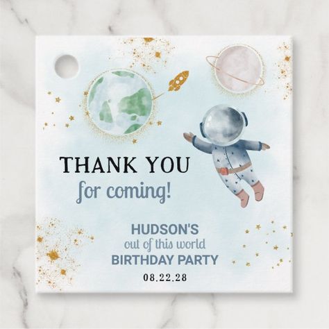 These delightful tags feature an astronaut floating in space, surrounded by a mesmerizing watercolor galaxy background. Planets, stars, and gold sparkle accents add a magical touch to the design. Fully customizable, these favor tags allow you to add your own message or details, making them perfect for personalizing your party favors. Make your child's birthday celebration truly stellar with our Astronaut Birthday Party Favor Tags! Stellar Vbs, Planet Birthday, Outer Space Planets, Astronaut Party, Vbs 2023, Boys First Birthday Party Ideas, Astronaut Birthday, Outer Space Party, Snowboarding Style