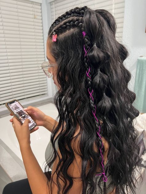 festival hair braids, festival braids with color extensions, festival braids, rave braids festival hair Casual Hairstyles For Long Hair, Festival Hair Braids, Rave Hairstyles, Rave Braids, Concert Hairstyles, Rave Hair, Mode Grunge, Fest Outfits, Braids With Extensions