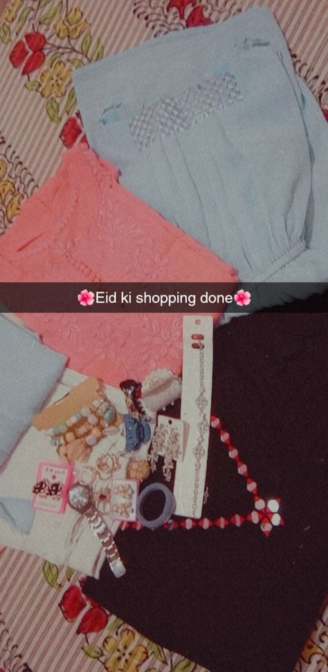 #miss Rajput# Eid Shopping Snapchat, Shopping Snapchat, Rosé Snapchat, Eid Shopping, Snapchat Streak, Eid Ul Adha, Blonde Girl, Snapchat, Blonde