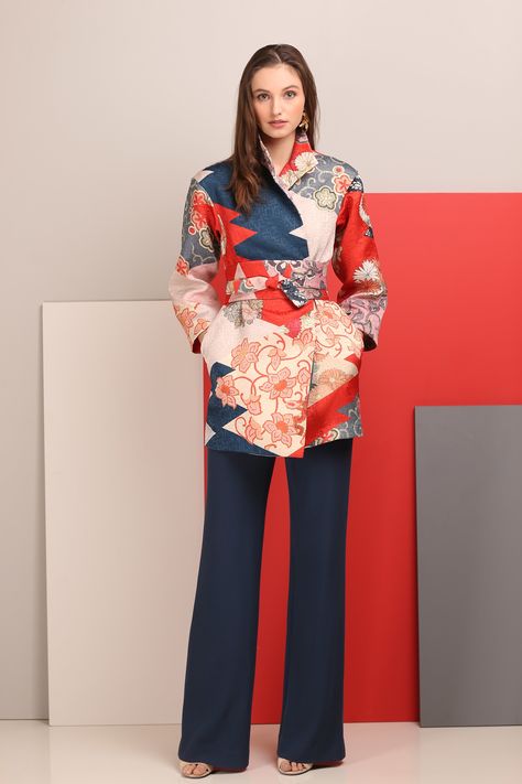 See the complete Josie Natori Pre-Fall 2017 collection. Josie Natori Fashion, Josie Natori, Modest Outfit, Pre Fall Fashion, Fall Fashion Trends Women, Autumn Wardrobe, 2017 Fashion, Trend Fashion, Vogue Russia