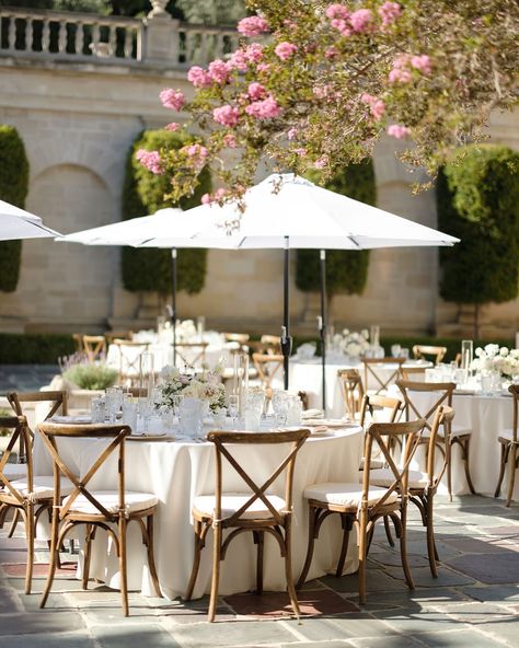 Dreaming of a French Chateau wedding? You don’t have to travel far when you’ve got one right here in the heart of Los Angeles. Save this inspiration and plan your dream day with us! @millayandyoung @venuesandestates Chateau Lill Wedding, French Chateau Wedding, Chateau Wedding, Dream Day, French Chateau, Get One, In The Heart, Your Dream, Dreaming Of You