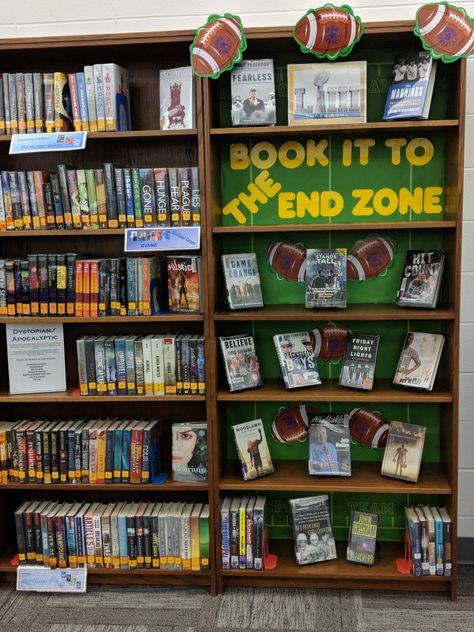 Super Bowl ready! Dynamic Shelving Library, Dynamic Shelving School Library, Scholastic Book Fair Ideas, Middle School Library Bulletin Boards, Dynamic Shelving, Library Job, School Library Bulletin Boards, School Library Lessons, Library Shelving