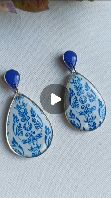 Diamentica Jewellery Etsy shop on Instagram: "Let's paint 🎨
It's the simple way to create beautiful earrings with a silkscreen from @moikosilkscreens .
Earrings are available on my Etsy ✨
.
.
.
Follow for more ✨
.
.
.
#smallbusiness 
#smallbiz 
#smallbusinesssupport 
#clayearrings
#clayartist 
#polimerclayart 
#polimerclayearringsforsale 
#etsyhandmade 
#etsyseller 
#polymeerimassakorut 
#polimerclayworkshop 
#polimerclayfimo
#kolczykizmodeliny 
#projektbiżuterii 
#bizuteriahandmade
#etsysellersofinstagram
#viralreels
#reelsoftheday
#polymerclaycreations 
#polymerclaytutorial
#jewellerydesigner
#feelunique 
#fauxstones
#earringsofinstagram 
#cooljewelry" Clay Embroidery, Polymer Clay Embroidery, Homemade Clay, Polymer Clay Projects, Polymer Clay Tutorial, Polymer Clay Creations, Clay Projects, Etsy Handmade, Clay Art