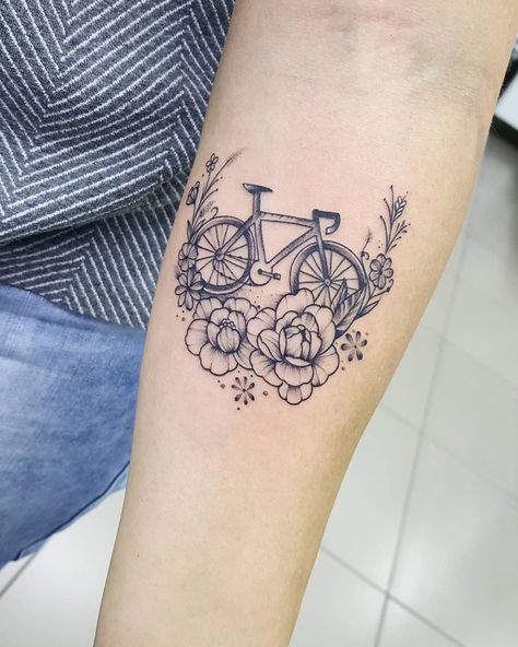 Reading Tattoo, Cycling Tattoo, Underboob Tattoo Designs, Bicycle Tattoo, Bike Tattoos, Family Tattoo, Theme Tattoo, Bff Tattoos, Leg Tattoo Men