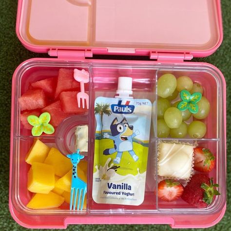 Lunch Box Ideas on Instagram: "💙 B L U E Y 💙 ☀️Snacks by the pool today, then we came home for lunch •Watermelon •Mango •Protein bar (1/4) •Vanilla Bluey yoghurt •Strawberries •Cupcake •Grapes @mum_made_yum lunchbox #lunchboxideas #lunchbox #kidsbentobox #kidslunchideas #kidslunchbox #kidslunch #bentobox #bentoboxlunch #kidsbento #lunch #schoollunch #schoollunchboxideas #schoollunchideasforkids #kidsfoodideas #kidshealthylunch #kidshealthyfood #kidseatright #lunchboxinspiration #lunchbo B Box Lunch Ideas, Baby Lunch Box Ideas, Bluey Lunch Ideas, Preppy School Lunch Ideas, Lunchbox Ideas Kids, Snack Box Ideas, Lunchbox For Kids, Lunch Ideas Kids, Kids Lunch Box Ideas