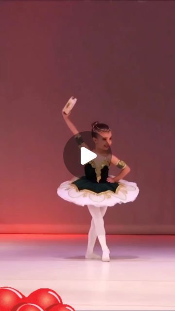 Happy Dance Video, Dance Skills, Ballerina Workout, Birthday Dance, Got Talent Videos, Dance Moms Dancers, Ballet Dancing, Funny Baby Pictures, New Dance Video