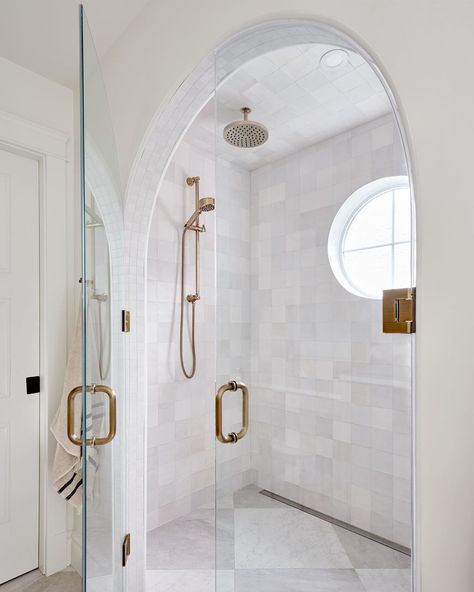 Bathroom Arch Over Tub, Arched Shower Entrance, Shower Arch, Condo Bathroom, Primary Bath, Shower Columns, Master Shower, Bathroom Reno, Bathroom Renos