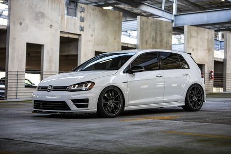 Vw Golf Wallpaper, Vw Golf R Mk7, Golf R Mk7, Mk6 Gti, Dream Cars Bmw, Volkswagen Golf R, Top Luxury Cars, Volkswagen Car, Volkswagen Golf Gti