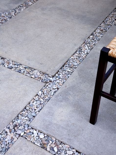 Gravel Between Pavers Design, Pictures, Remodel, Decor and Ideas Cheap Patio Pavers, Garden Construction, Patio Paving, Paver Designs, Patio Pavers Design, Cheap Patio, Pea Gravel, Have Inspiration, Landscaping Tips