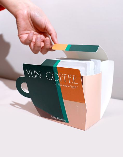 YUN COFFEE | DRIP COFFEE BAG PACKAGING DESIGN on Behance Coffee Bag Packaging, Bag Packaging Design, Coffee Bag Design, Coffee Sachets, Smart Packaging, Coffee Drip, Tea Packaging Design, Coffee Pack, Coffee Label