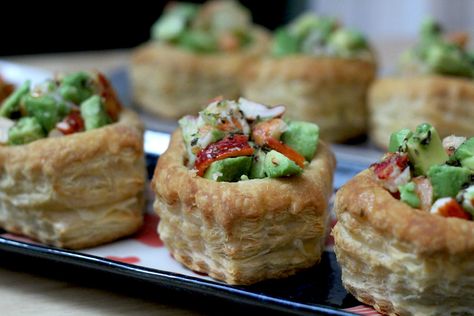 Lobster Avocado Puffs Puff Pastry Cups, Pastry Cups, Lemon Vinaigrette Dressing, Best Seafood Recipes, Lemon Vinaigrette, Meatless Monday, Puff Pastry, Seafood Recipes, Appetizer