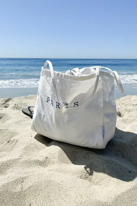 Large Canvas Bag, Canvas Tote Bag Outfit, Summer Bags Beach, Summer Tote Bag, Canvas Bag Design, Tote Bag Beach, Summer Tote Bags, Beach Tote Bag, White Tote Bag