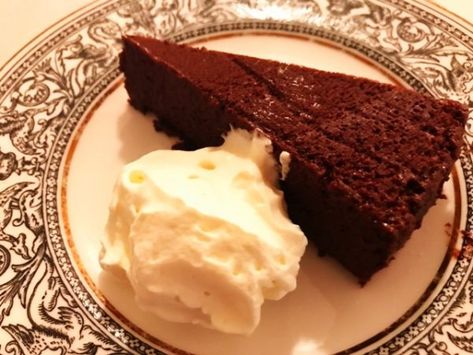 A KD Reader Valentine: Our Chocolate Nemesis Recipe : Kitchen Detail Chocolate Nemesis, Best Ever Chocolate Cake, Cafe In London, 2023 Recipes, Yogurt Dessert, Professional Cooking, Best Chocolate Cake, Valentine Chocolate, Eat Dessert First