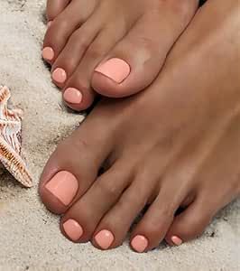 Matching Fingers And Toe Nails, Pedicure Nails Summer, Pedicure Hawaii, Simple End Of Summer Nails, End Of Summer Pedicure Colors, Beige Toe Nails, Coral Toenails, Peach Toe Nails, Pedicure Colors Summer 2024