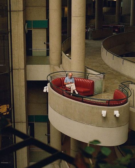 Bonaventure Hotel | John Portman | California ph: Phil Donohue John Portman, Brutalism Interior, Bonaventure Hotel, London Aquatics Centre, Nakagin Capsule Tower, Contemporary Art Design, Brutalism Architecture, Brutalist Design, Contemporary Hotel