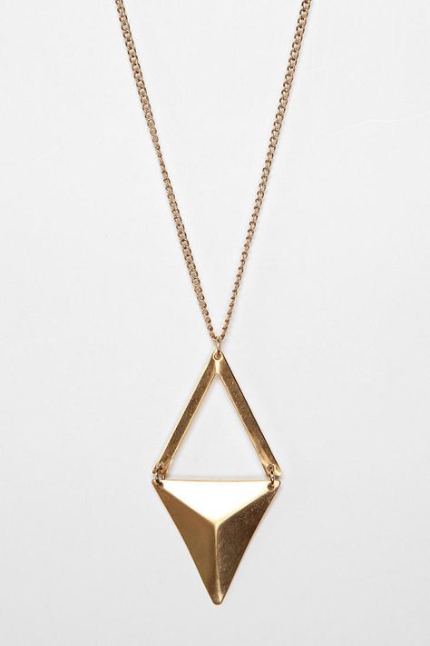 UO Suspended Pyramid Pendant Necklace Pyramid Necklace, Mens Designer Jewelry, Angular Design, Baby Bling, Pretty Necklace, Necklace Pendants, Pretty Necklaces, Geometric Jewelry, Stunning Jewellery