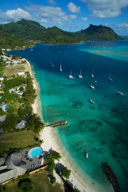 Fare, Huahine, French Polynesia Luxury Hotel Interior, Hotel Pictures, South Pacific Islands, Interior Pictures, Interesting Places, Travel South, Beach Living, Hotel Interior, French Polynesia