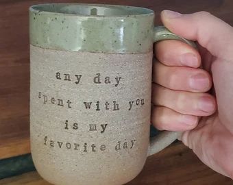 Ceramic Mugs With Words, Mugs With Quotes, Ceramics Wheel, Ceramics Pottery Bowls, Handmade Quotes, Pottery Inspo, Beginner Pottery, Marketing Products, Pottery Gifts