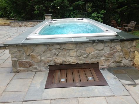 Access hatch for swim spa installed in stone enclosure Swimspa Ideas, Swim Spa Backyard Ideas, Above Ground Spa, Endless Swimming Pool, Swim Spa Landscaping, Endless Pools, Backyard Pool Design, Pool Pergola, Hot Tub Landscaping