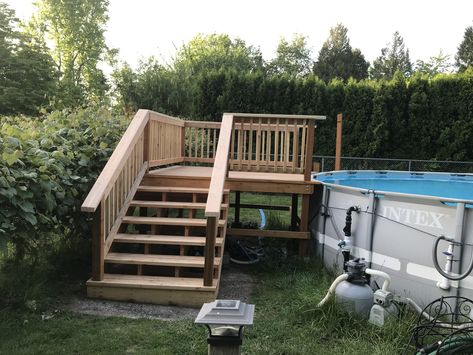 Above Ground Pool Steps, High Deck, Decks Around Pools, Intex Pool, Pool Steps, Swimming Pool Landscaping, Above Ground Pool Landscaping, Above Ground Pool Decks, Small Deck