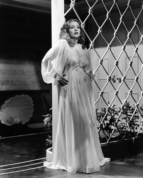 Ann Sothern | Flickr - Photo Sharing! Ann Sothern, Ann Sheridan, Modern Pin Up, Pin Up Photos, Turner Classic Movies, Classic Movie Stars, Glamour Photo, Norma Jeane, Hollywood Fashion