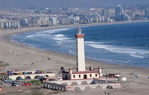 La Serena, Chile - https://crucerospormediterraneo.net/la-serena-chile/ Cruise Europe, Tour Operator, Gravity Falls, Cn Tower, Seattle Skyline, All Over The World, Lighthouse, Trip Advisor, Places To Go