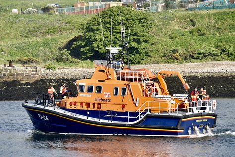 Aberdeen Harbour, Distress Signal, Tug Boats, Emergency Vehicles, Search And Rescue, Power Boats, Emergency Service, Coast Guard, Twin Turbo