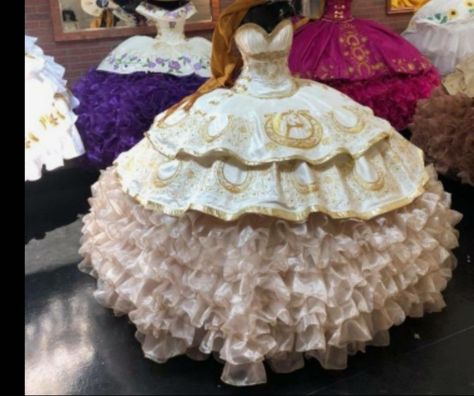 Charro Dresses Quinceanera, Quince Court Outfits, Forest Quinceanera, Court Outfits, Quince Court, Quinceñera Ideas, Enchanted Forest Quinceanera, Vestido Charro, Charro Quince