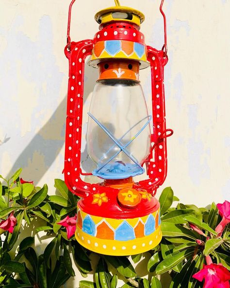 Oil Lantern Diy, Lantern Decor Diy, Rickshaw Painting, Kurdish Style, Painting 2023, Painted Lanterns, Lantern Crafts, Upcycle Art, Lantern Diy