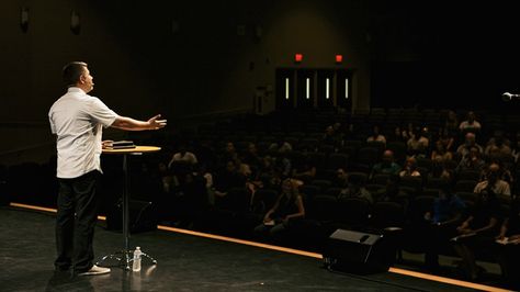 “Sermons that teach about Scripture” are the No. 1 reason Americans go to church, according to a new Gallup poll. -- The Hottest Thing at Church Is Not Your Pastor or Worship Leader Sermon Illustrations, Prays The Lord, Worship Leader, Guard Your Heart, Churches Of Christ, Christian Church, Teaching Resources, Bible Study, Worship