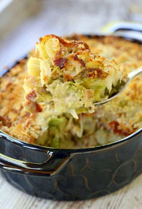 Brussels Sprouts Casserole, Brussel Sprout Casserole, Best Brussels Sprouts, Healthy Casserole, Veggie Casserole, Vegetable Casserole, Sprout Recipes, Brussels Sprouts Recipe, Holiday Meal