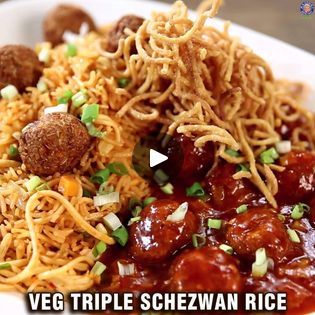 Triple Schezwan Fried Rice, Schezwan Rice, Schezwan Fried Rice, Fried Rice At Home, Hakka Noodles, Corn Flour, Waheguru Ji, Chopped Carrots, Rice Recipe