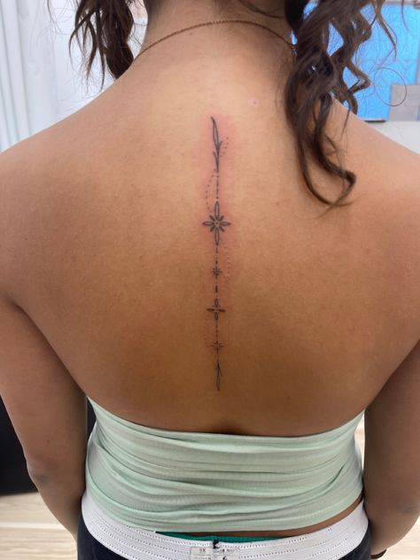 Girl Spine Tattoos, Back Tattoos Spine, Fierce Tattoo, Matching Bff Tattoos, Tattoo Ideas Inspiration, Sparkle Tattoo, Flower Spine Tattoos, Spine Tattoo Ideas, Tato Minimal