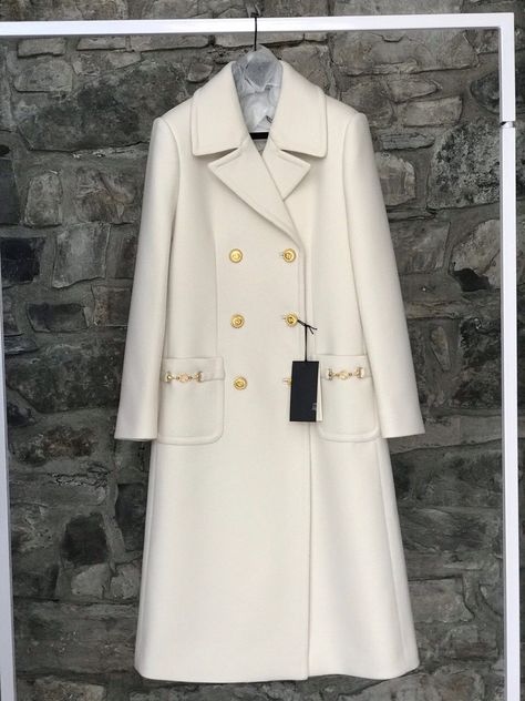 Rare Clothing, Gucci Coat, Gucci Outfits, Woman Suit Fashion, Swag Outfits For Girls, Open Doors, Formal Outfit, Teenage Fashion Outfits, Office Fashion