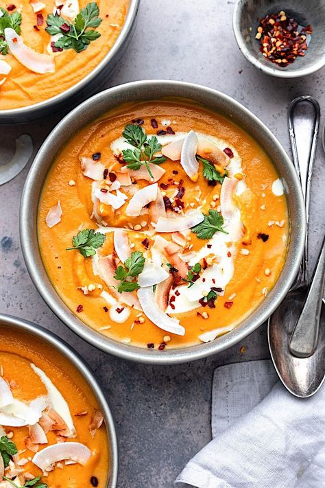 Winter Soup Ideas, Sweet Potato And Carrot Soup, Thai Sweet Potato Soup, Healthy Winter Recipes, Potato And Carrot Soup, Potato Carrot Soup, Thai Sweet Potato, Sweet Potato And Carrot, Sweet Potato Carrot Soup