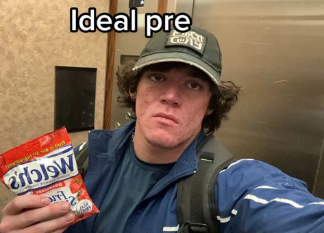 Sack Boy Reaction Pic, Sam Sulek Pfps, Sam Sulek, Sonic Being Silly, Sandy Meme, Bodybuilding Pictures, Cursed Cowboy Meme, 3 Boys, Silver Dollar