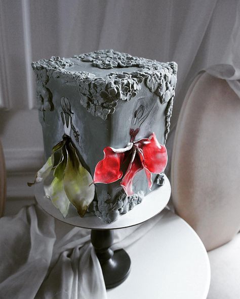 ❤️ Elena Gnut, Gray Wedding Cake, Cookie Recipes For Kids, Stunning Cakes, Fantasy Cake, Easy Cake Decorating, Crazy Cakes, Painted Cakes, Elegant Cakes