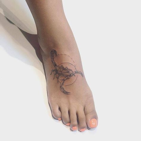 Scorpion tattoo on the right foot. Scorpio Tattoo Ankle, Scorpion Ankle Tattoo, Scorpion Foot Tattoo, Ear Lobe Tattoo, Scorpio Tattoo Ideas, Simple Line Tattoo, Korea Tattoo, Small Foot Tattoos, Scorpio Tattoo