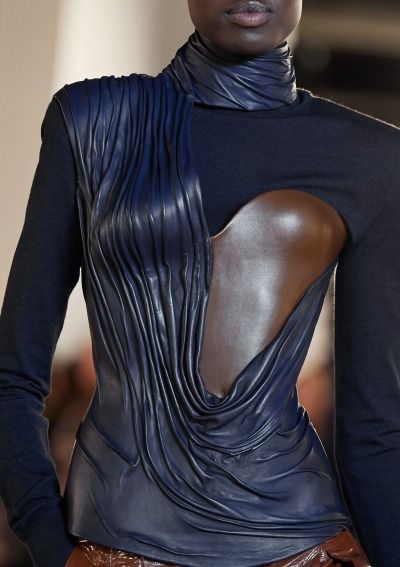 Balmain 2020, American Bison, Runway Details, Detail Photos, Mode Ootd, Mode Inspiration, Looks Vintage, Fashion Details, Look Cool