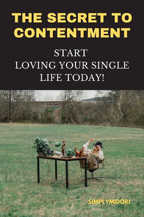 Unlock the secret to happiness in the single life with tips that will inspire you to love your journey, just as it is! How To Be Happy Single, Happy Single Life, Single Friends, Happy Single, Secret To Happiness, Running Out Of Time, Getting Older, Single And Happy, Out Of Time