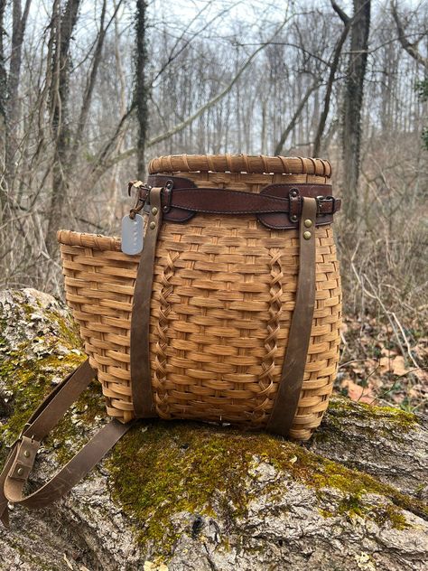 Foraging Basket, Basket Backpack, Pack Basket, Keychain Hook, Dodge City, Basket Making, Basket Case, Hand Woven Baskets, Farmers Markets