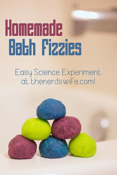 DIY Homemade Bath Fizzies -- a fun science experiment for preschoolers! Bathtime Fun, Kid Science, Simple Science, Crafts For Teens To Make, Homemade Bath, Easy Science Experiments, Bath Fizzies, Bath Time Fun, Easy Science