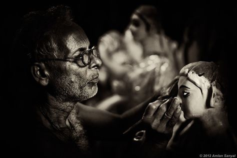 A notepad and Kumartuli #Trips #tripoto #Organization #Day #travel Kumartuli Durga Photography, Durga Photography, Land Planning, Faces Of People, Durga Photo, Durga Ma, Eden Gardens, Maa Durga Photo, Bengali Art