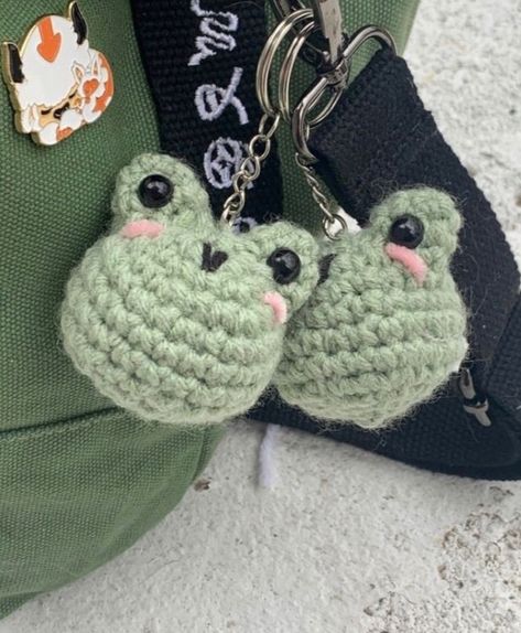 Crochet Frog Keychain, Mini Plushie, Frog Keychain, Milk Cotton Yarn, You Are My Moon, Crochet Fairy, Wish Card, Crochet Frog, Crochet Keychain Pattern