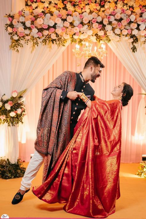 Bengali Wedding Poses, Bengali Wedding Photoshoot, Bengali Reception Couple Shoot, Reception Photography Poses, Bengali Bride And Groom, Reception Pose, Bengali Groom, Bengali Wedding Photography, Reception Poses