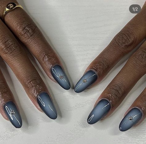 Clean Girl Look, Blue And Silver Nails, Dark Blue Nails, Navy Nails, Navy Blue Nails, Formal Nails, Airbrush Nails, Nails Only, Nagel Inspo